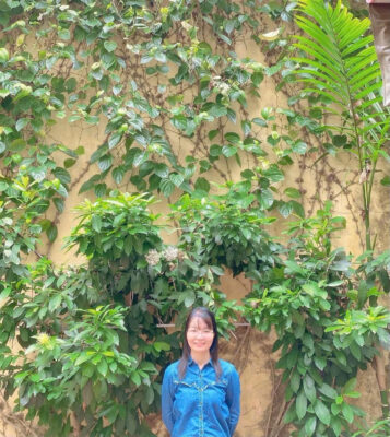 Author Doan Thi Lam sharing insights from Journey to Freedom and Inner Peace